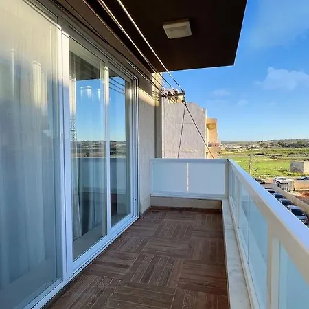 Modern In Apartamento Marsaskala